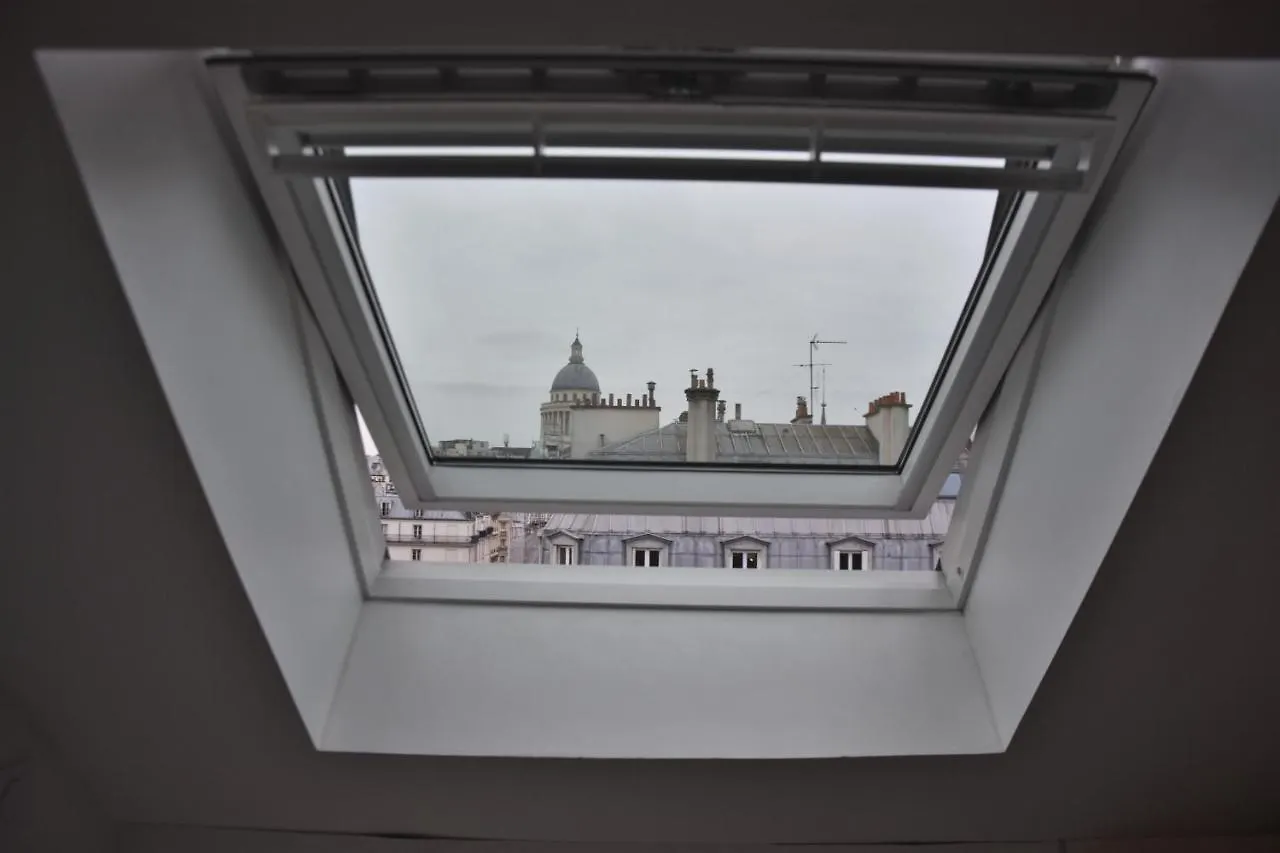 Charmant Nid Calme Boulevard Saint Germain Vue Pantheon Appartement *